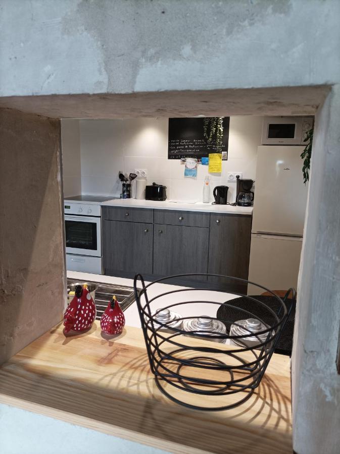 Gite Des Perreyeurs - Maison Troglodyte Avec Vue Sur Loire Montsoreau Zewnętrze zdjęcie